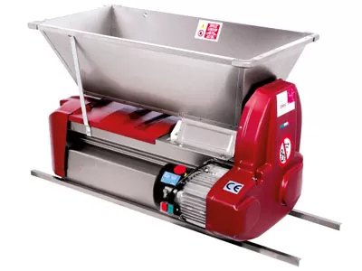 OMAC ARES 15S SEMI-INOX Ηλεκτρικός Σπαστήρας Σταφυλιών Με διαχωριστήρα